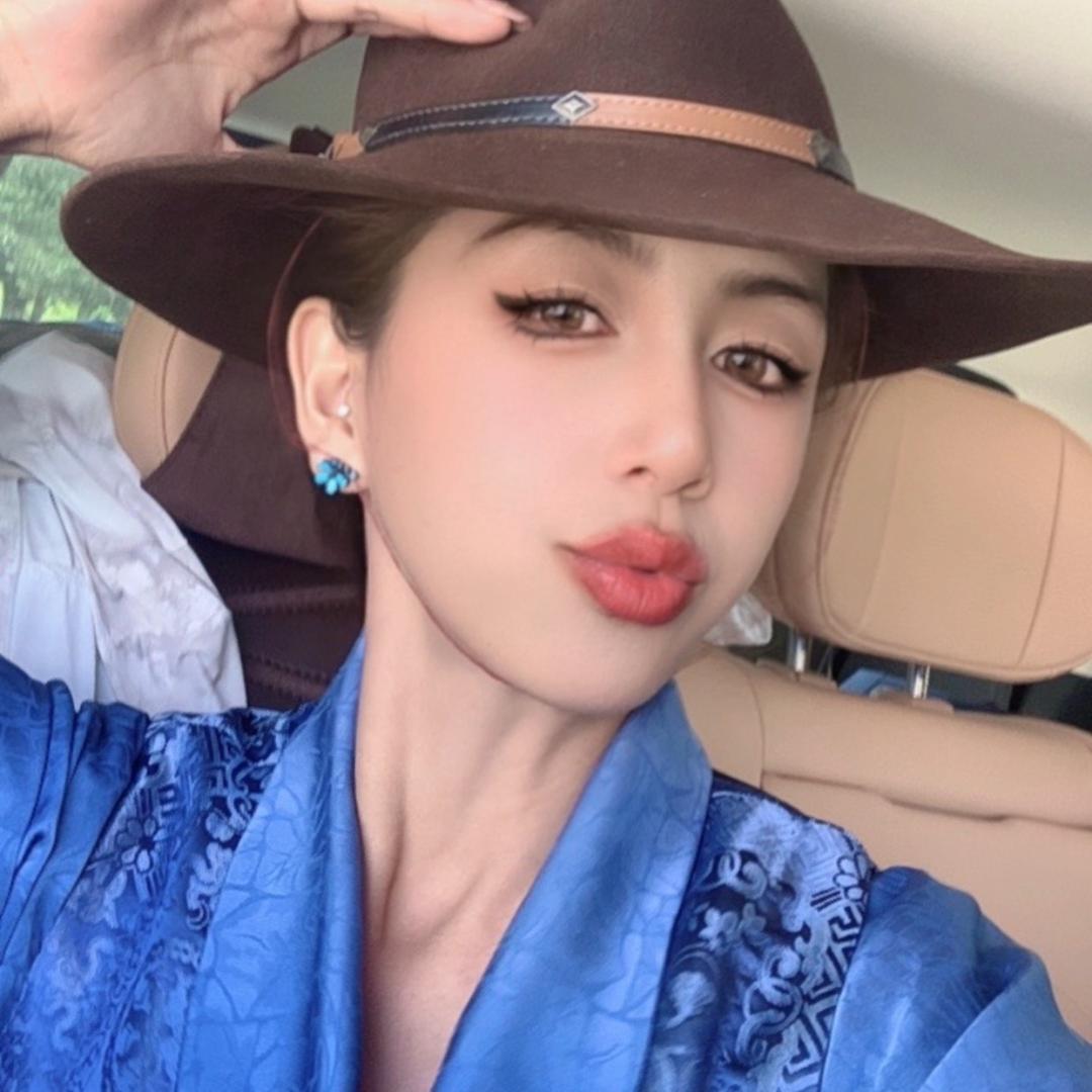 德妃 拉萨很内向穿搭(批发零售）