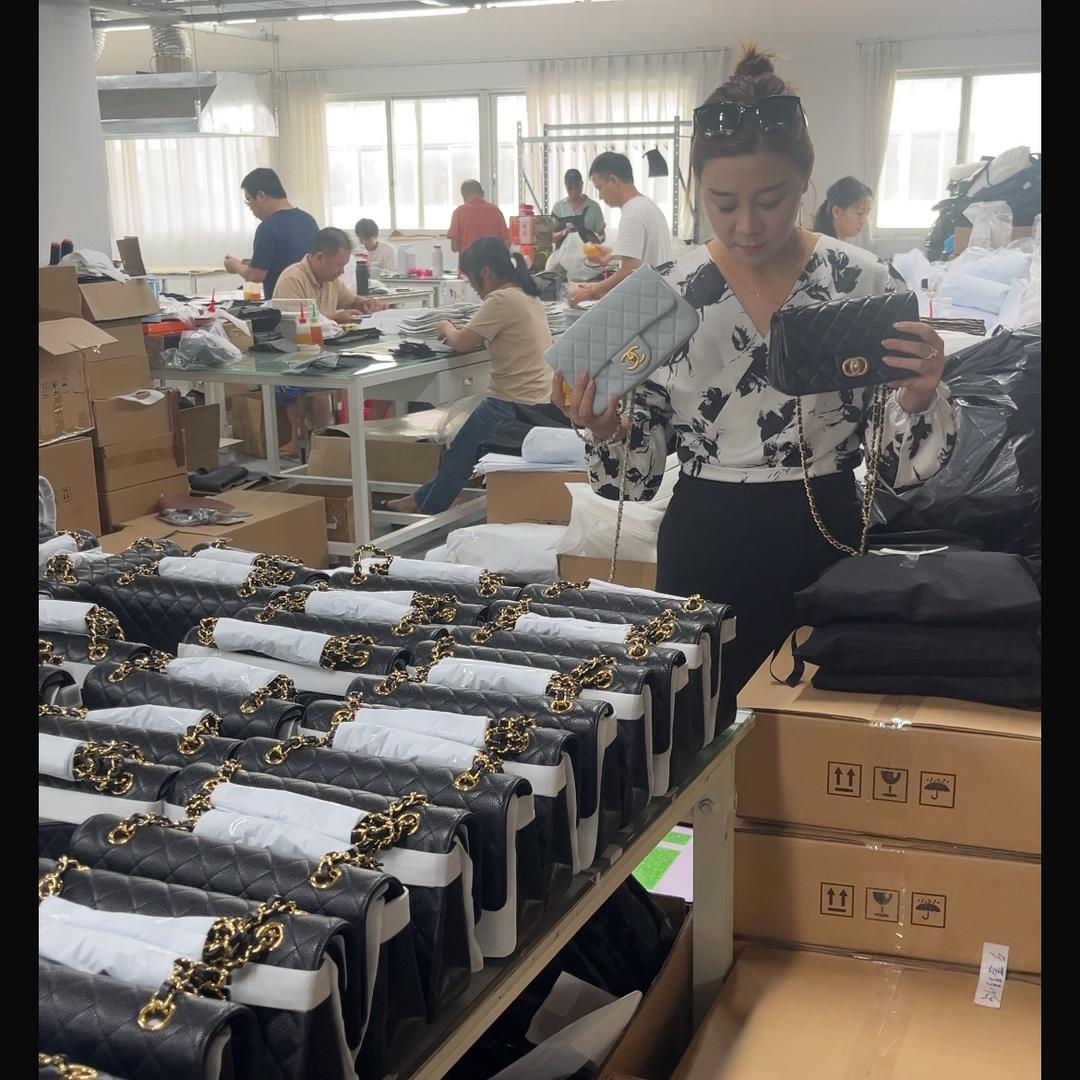 金满仓皮具-噜噜