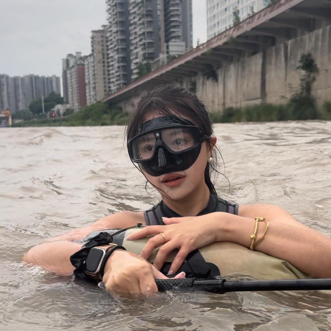 阿瑶