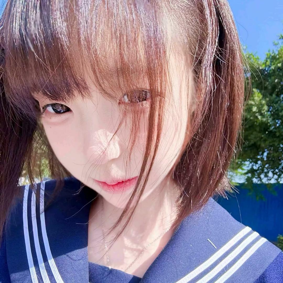 卖萌被打掉门牙