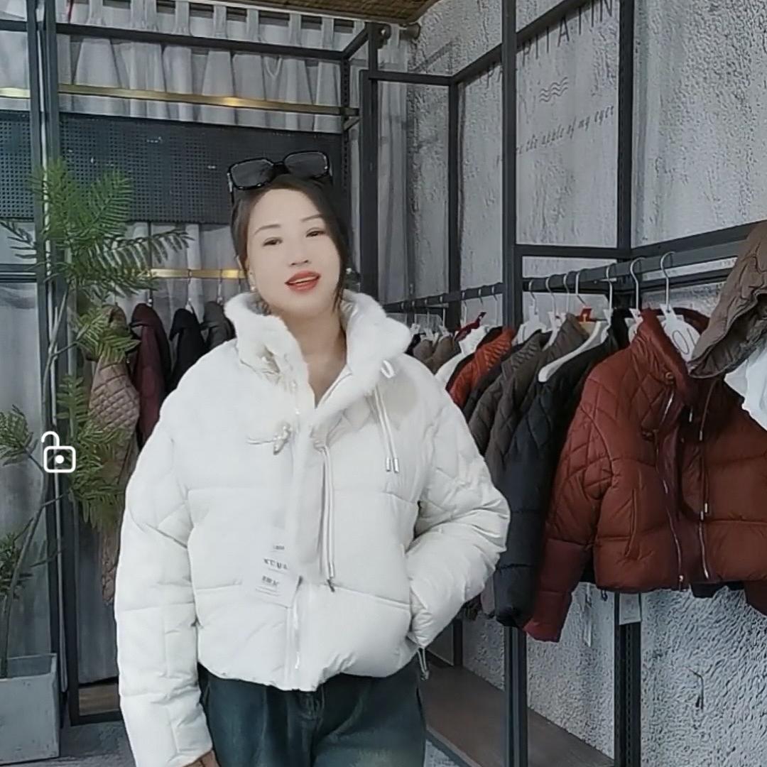 萝莎尔时尚女装工厂