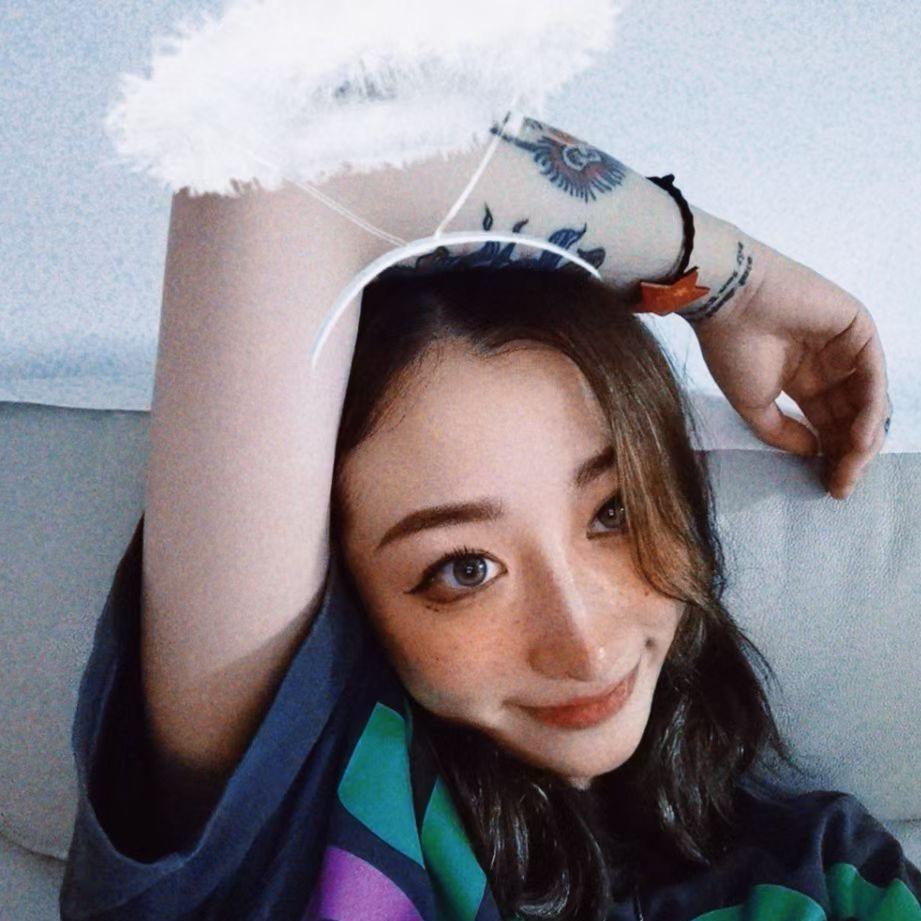 赵依伊全码女装