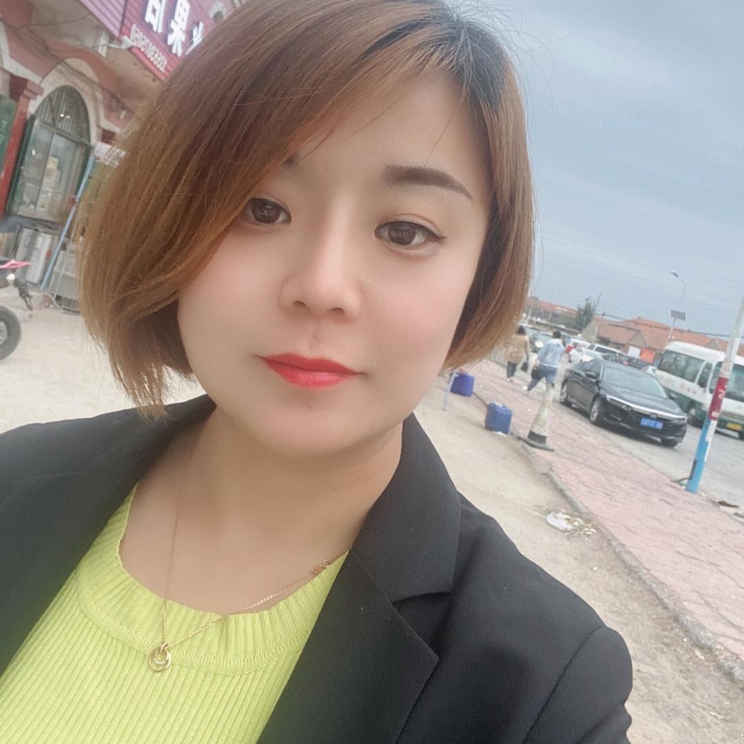 康丽，李梅