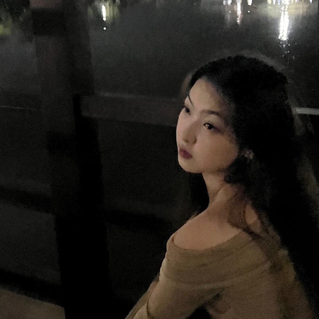 爱笑的郝妹妹