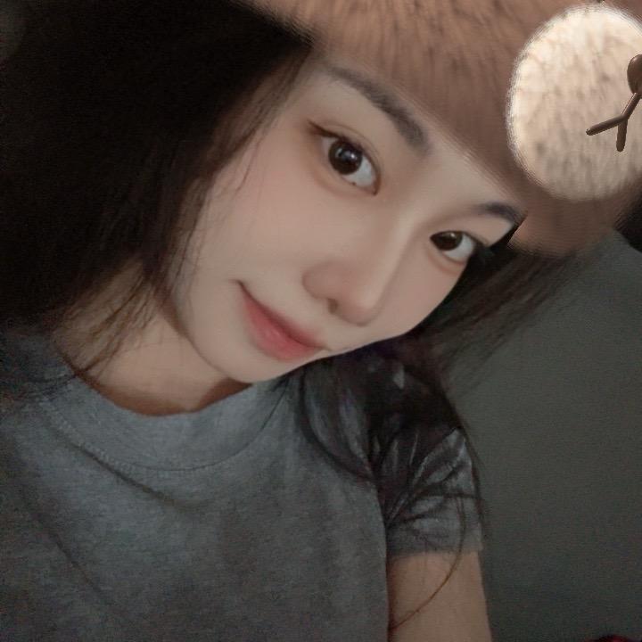 J欣怡