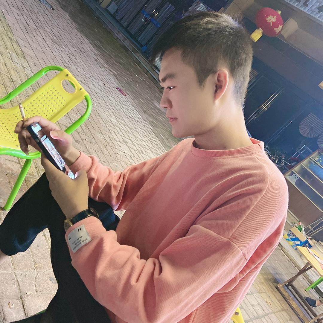 王三岁。