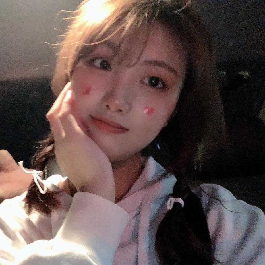 小花🌸🌸🌸