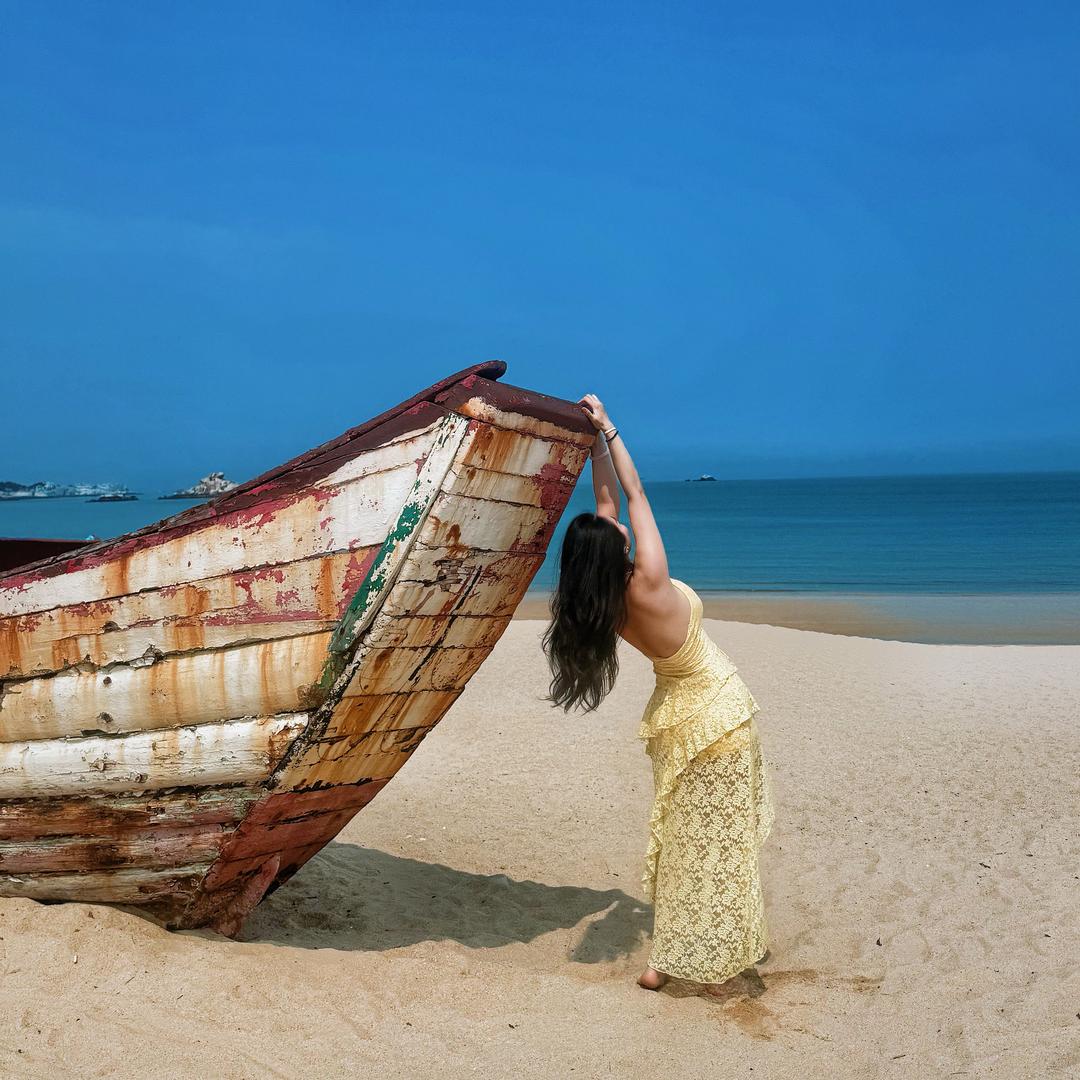 水上小又女（歌手舒婷）
