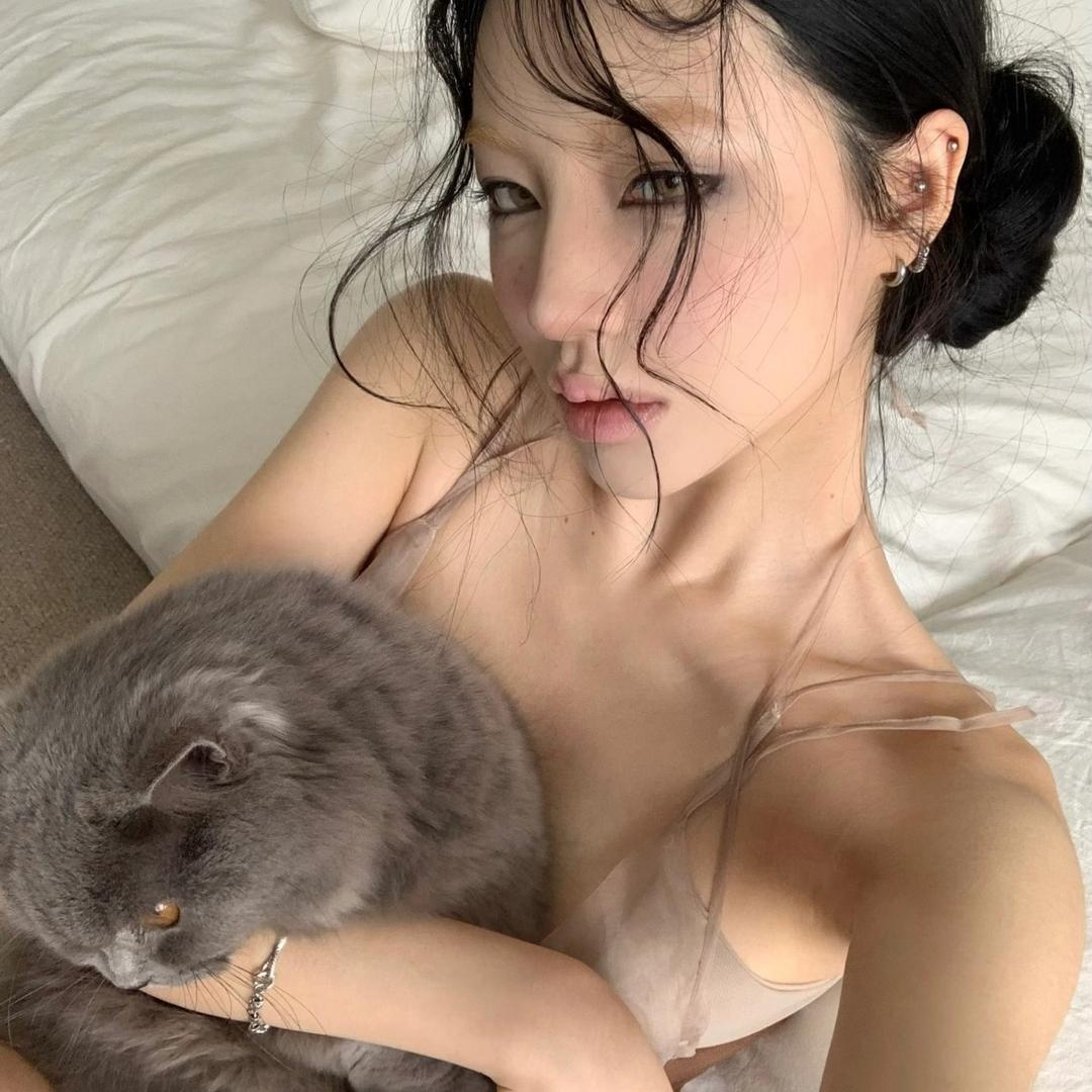 婷婷睡醒了
