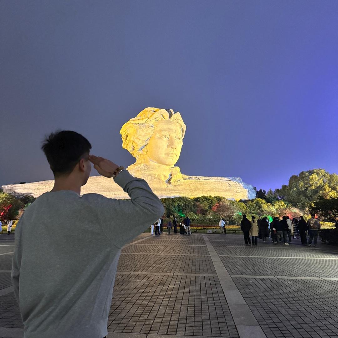 小王很努力