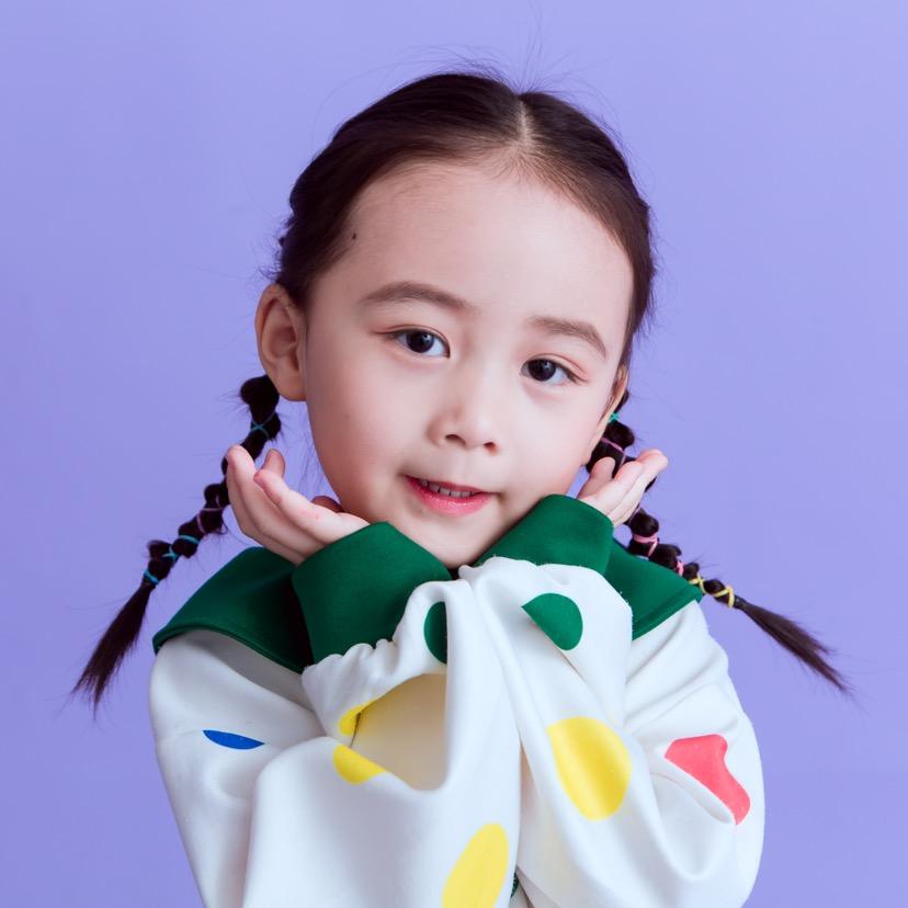 悠悠🍭同学