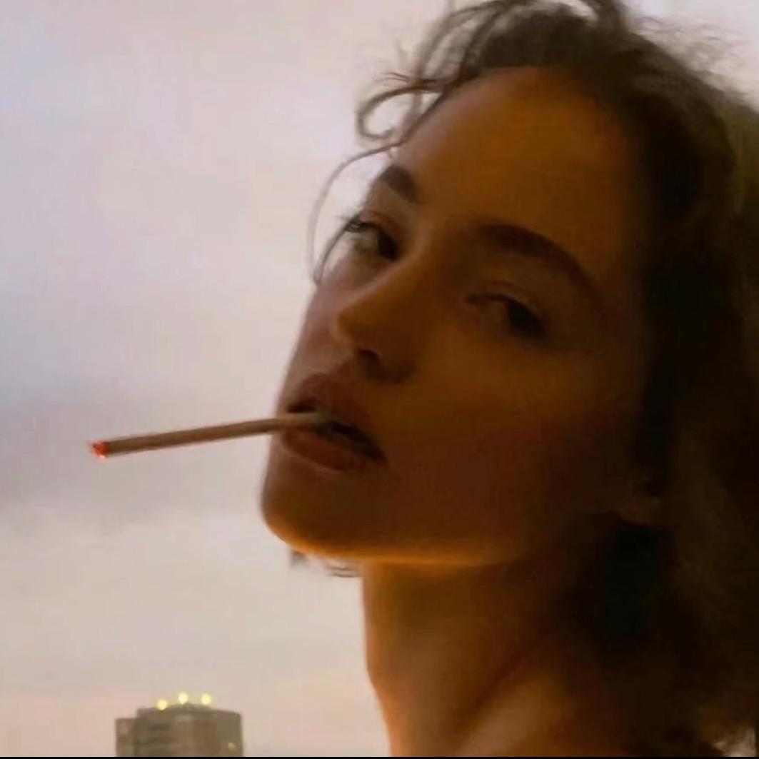 睡的有点迷迷～🙈