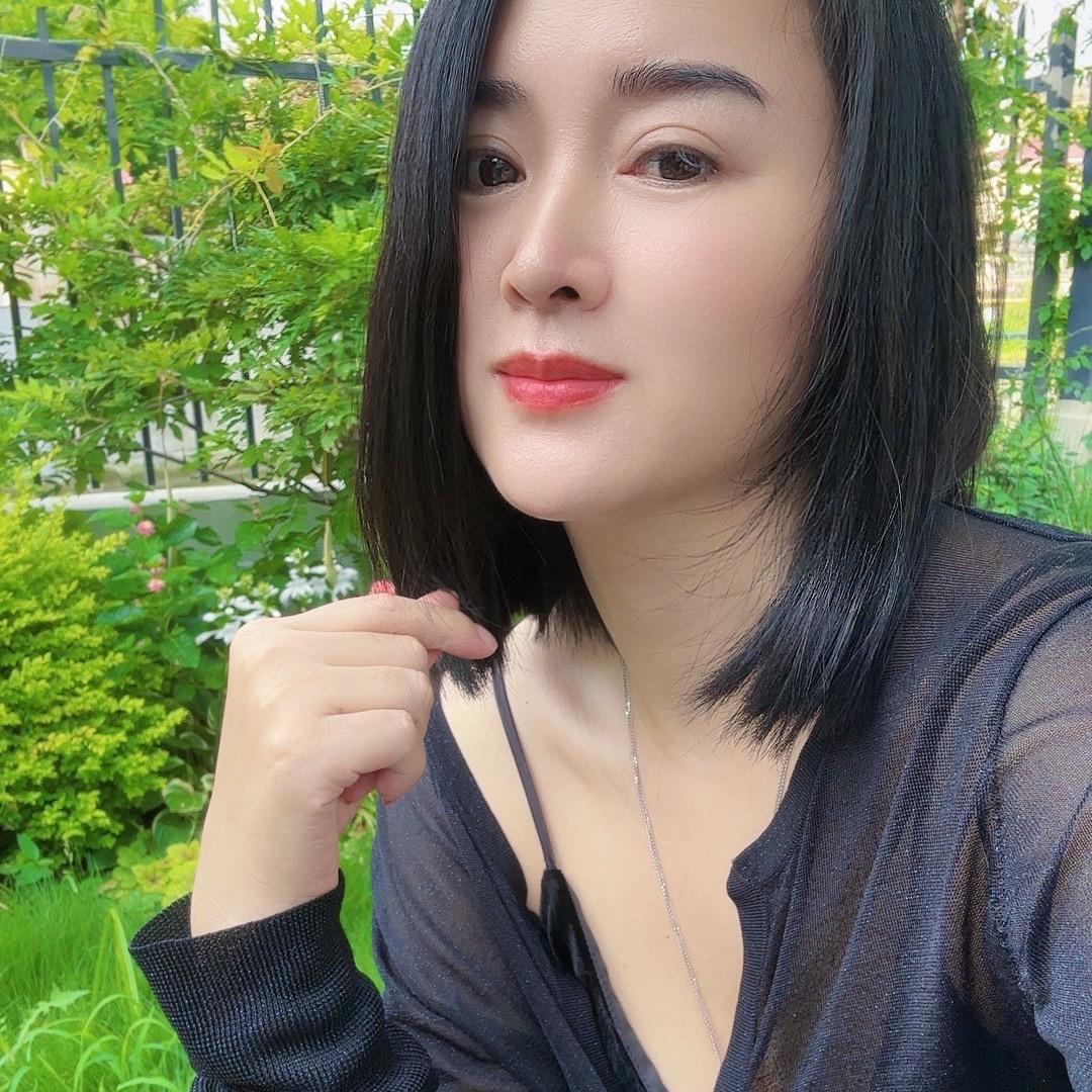 美丽的瘦瘦