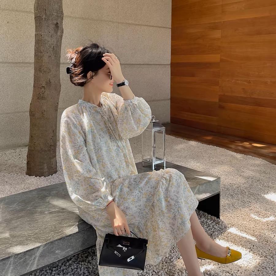 七月July轻奢女装工厂店