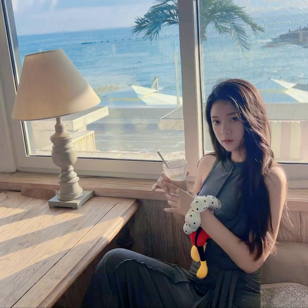 敏敏家实体女装