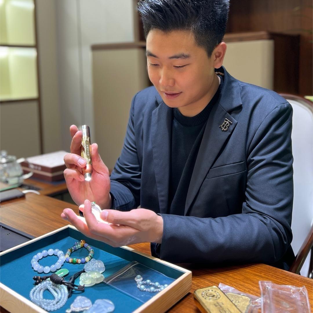 牛哥珠宝翡翠（回收）