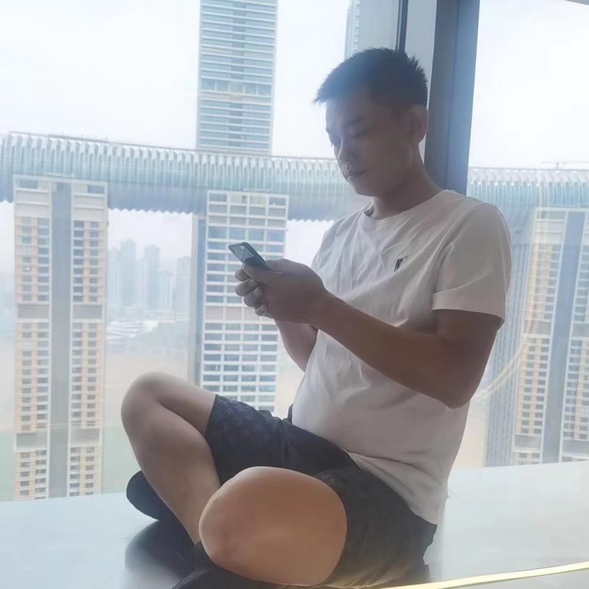 靳坤