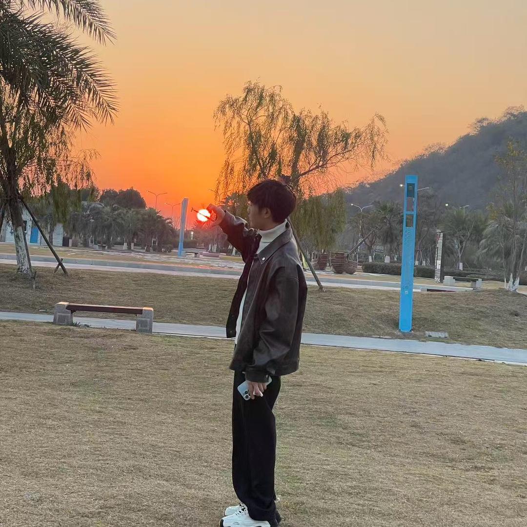 @lili的💜意中人