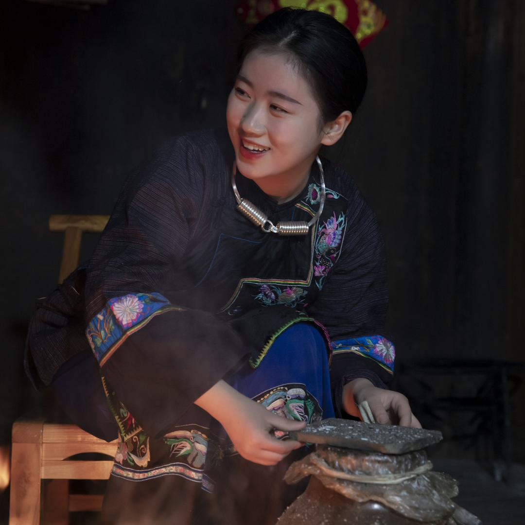 苗族小阿妹😊