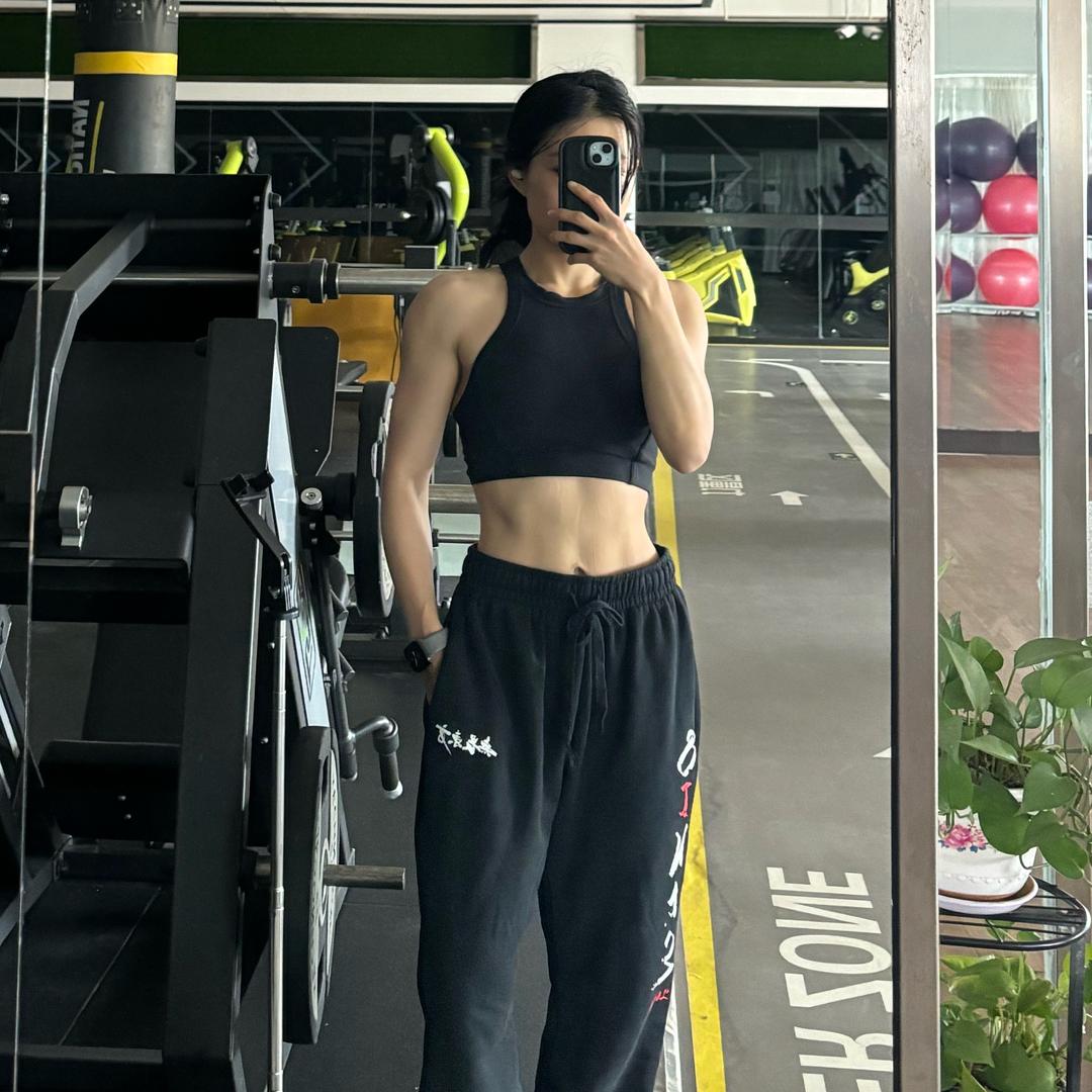 小刘教练榆树森迪威尔游泳健身