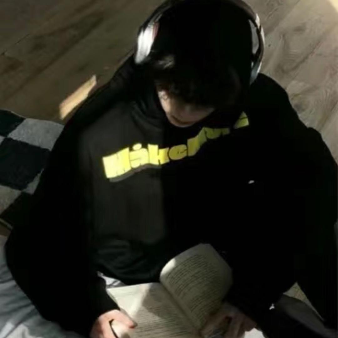 小月y