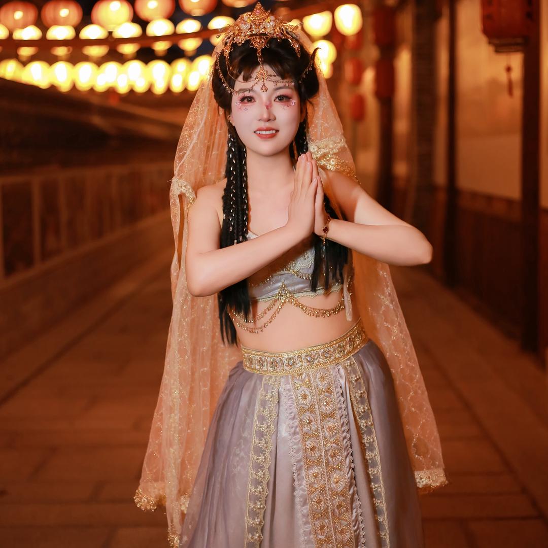 姐就是女王👸自信放光茫