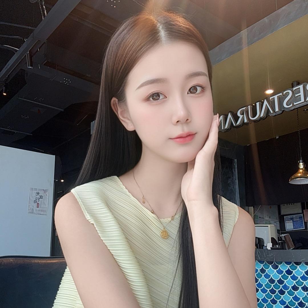 小莫莫吖
