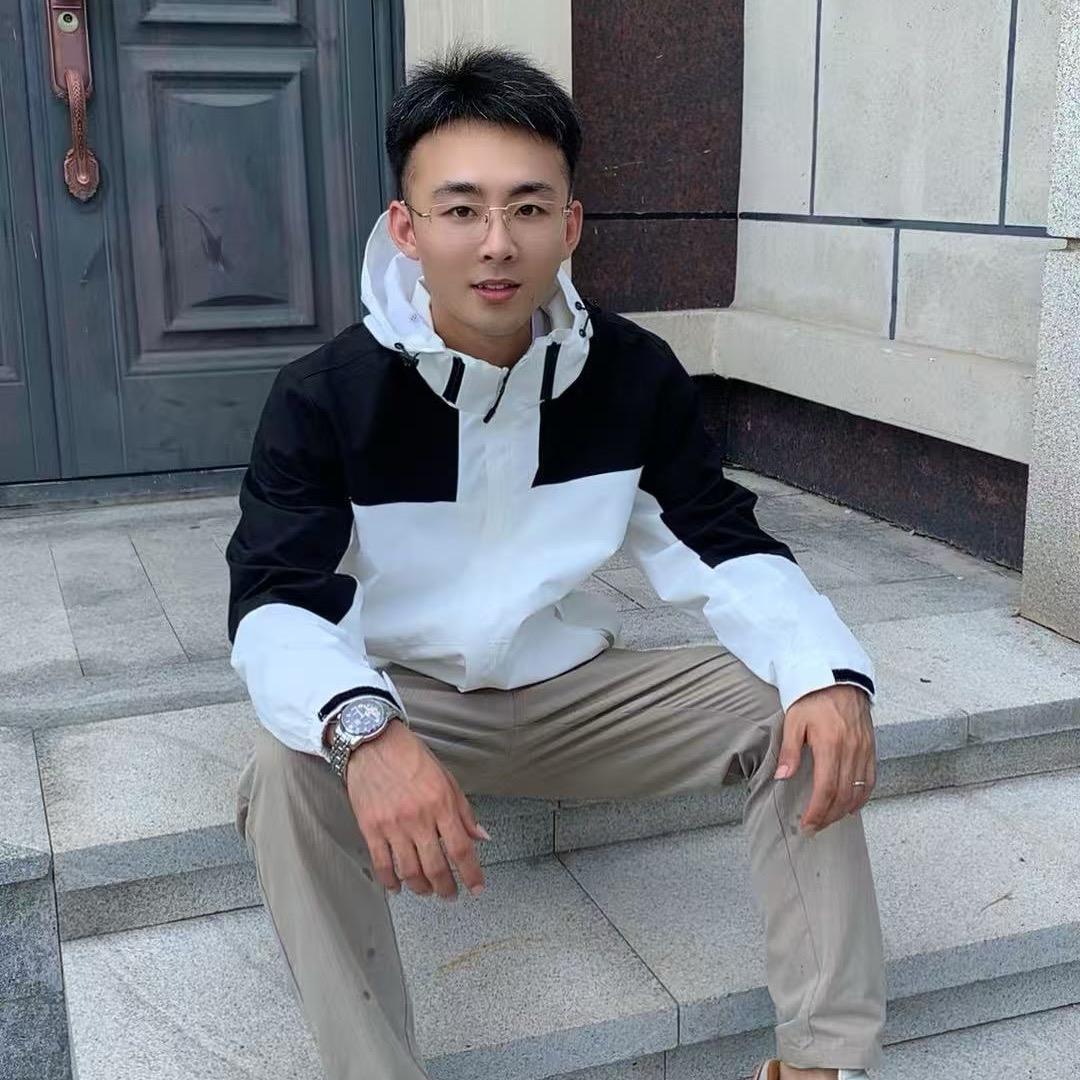 酷酷的周