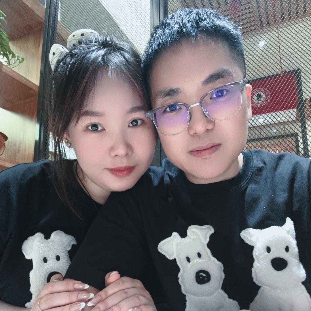 ゛      Hy        宋笠赫