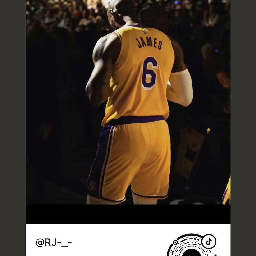 愤怒的中年男子