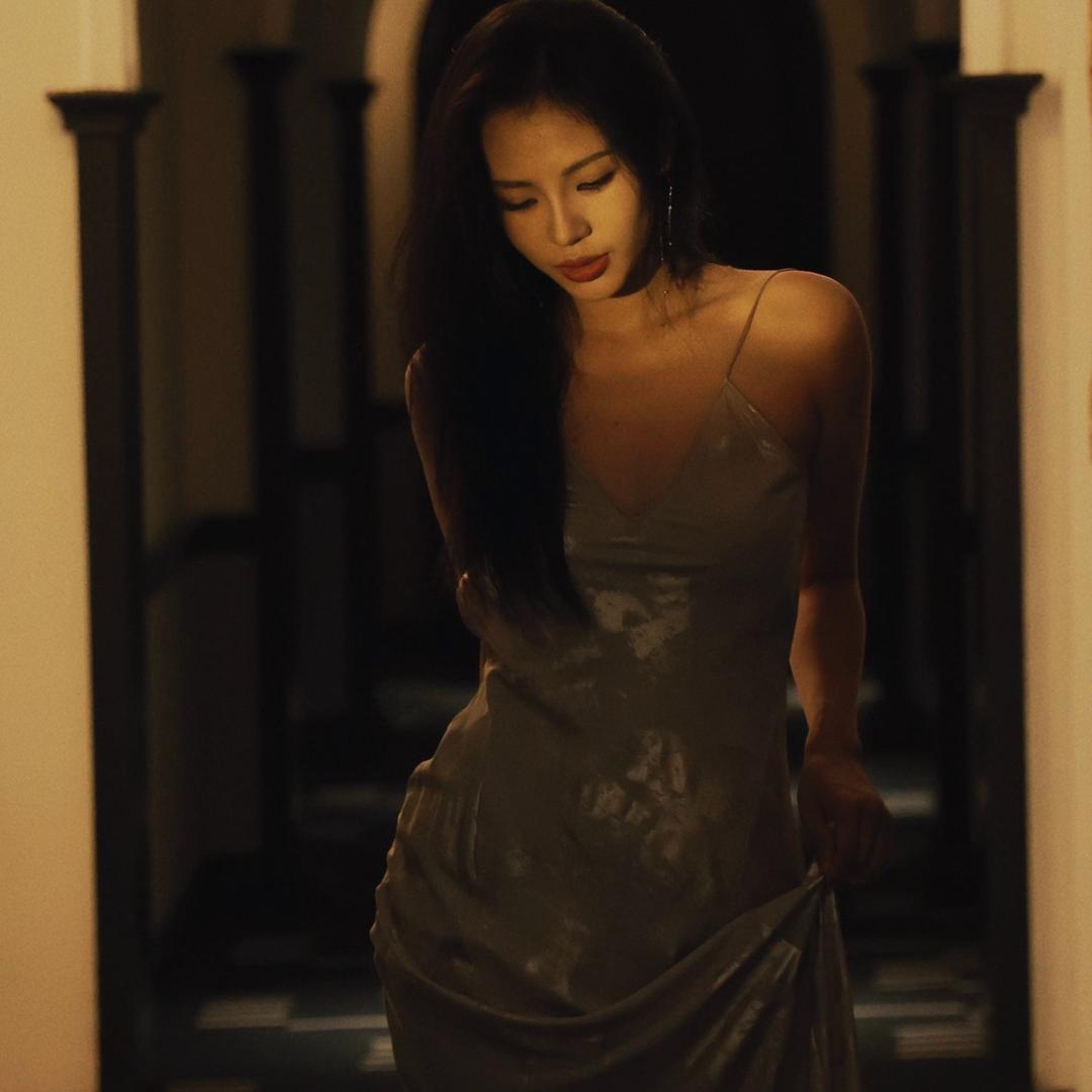 直美Naomi