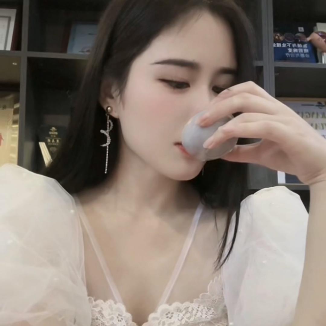 芃芃