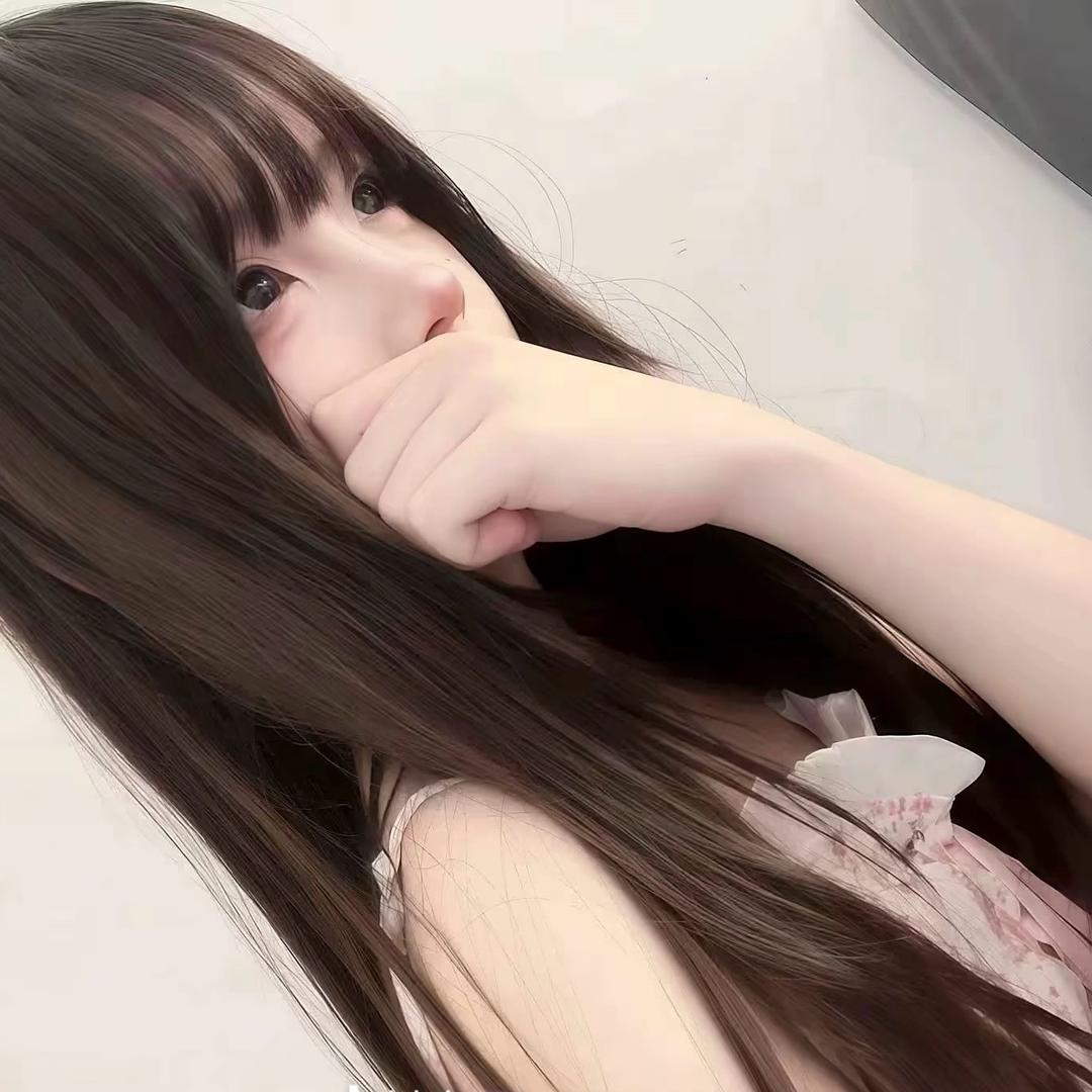 卖萌被肘击