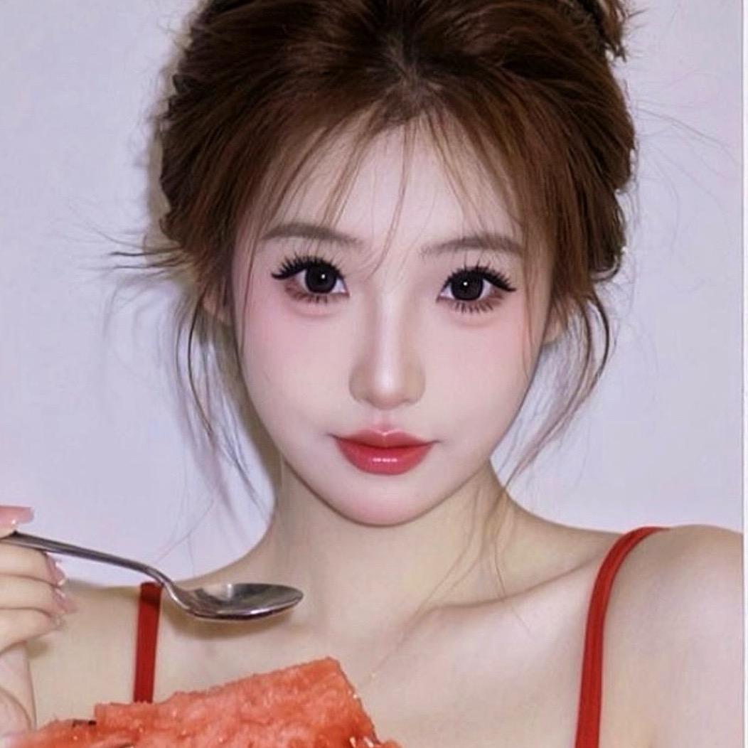 七七