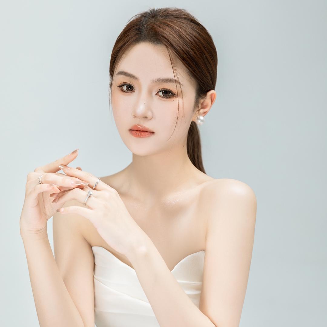 老板娘蓓蕾🌸