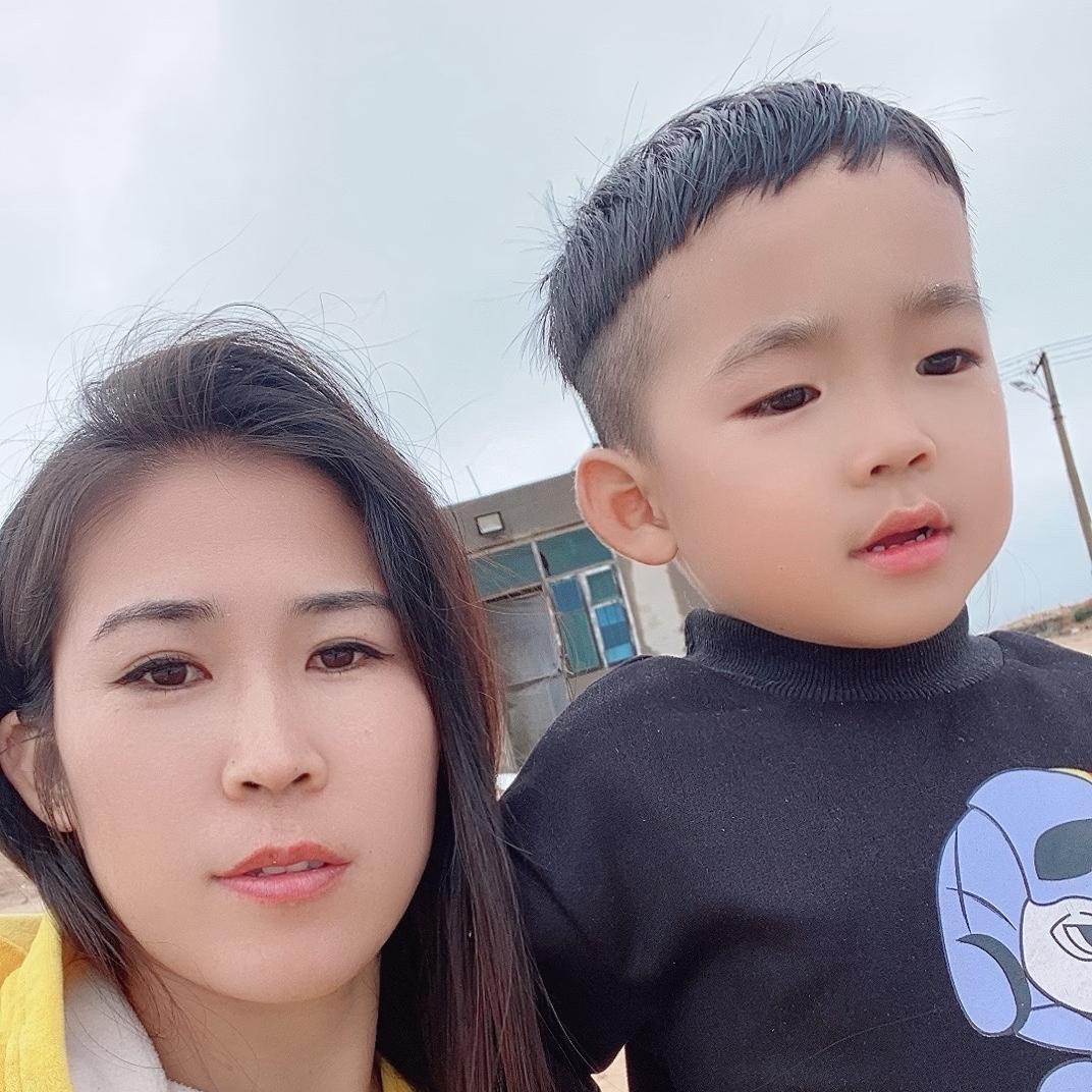绥中美梨乡村 苗苗