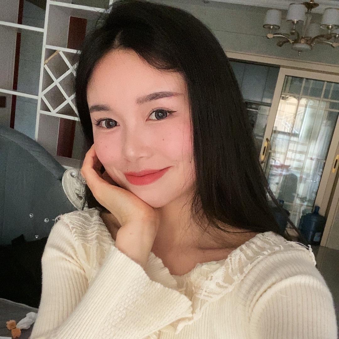 冉冉。