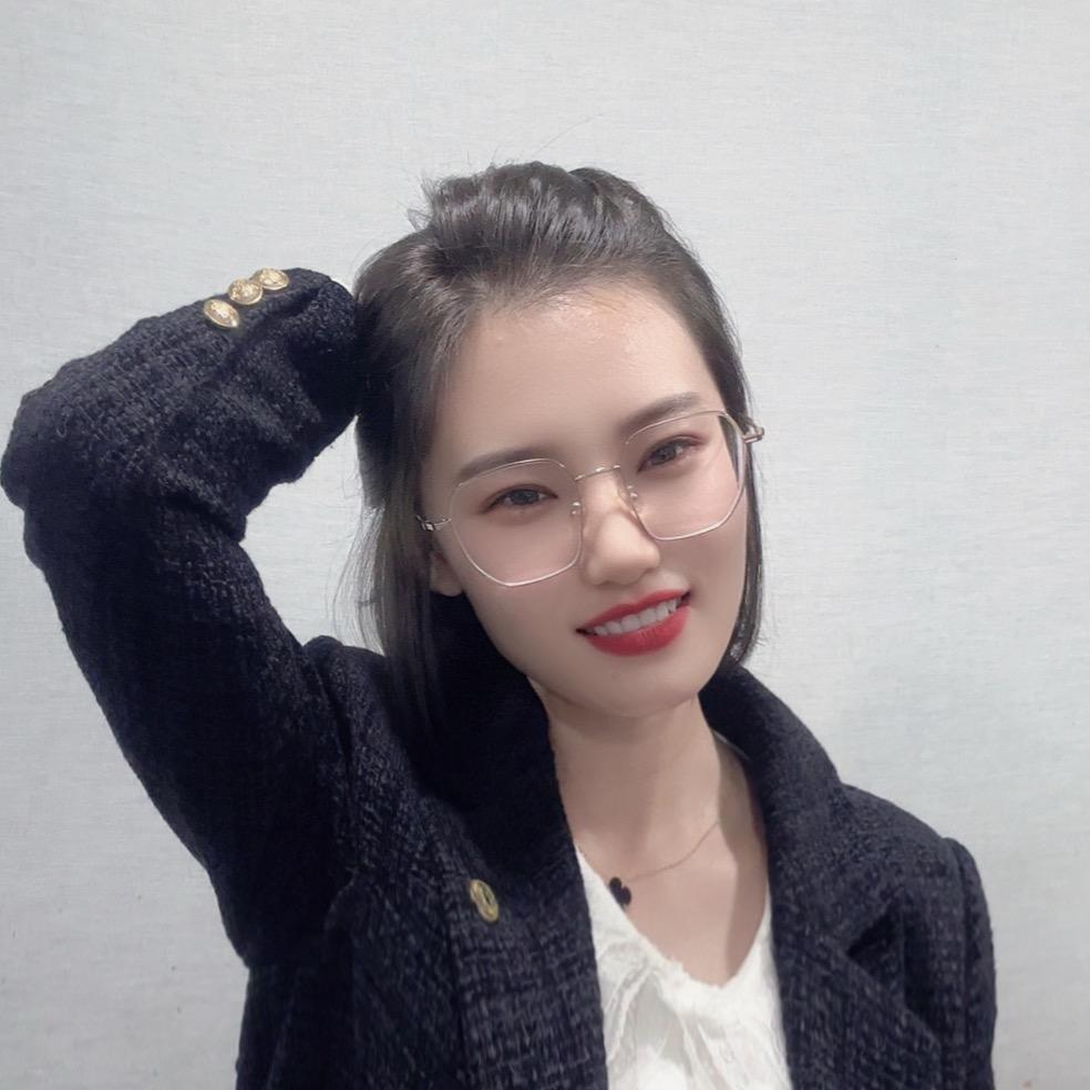 小眼睛👀
