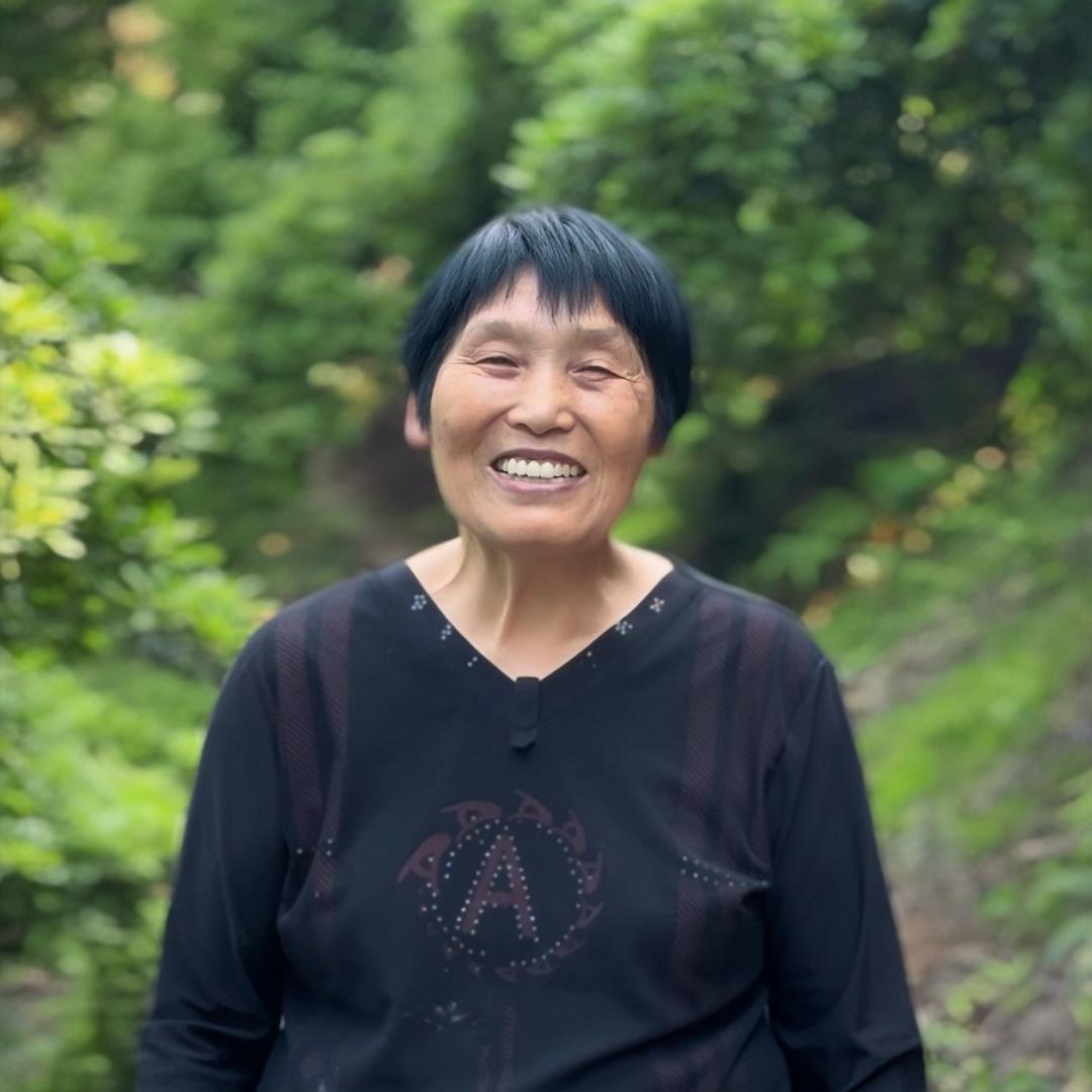 平凡的卓妈
