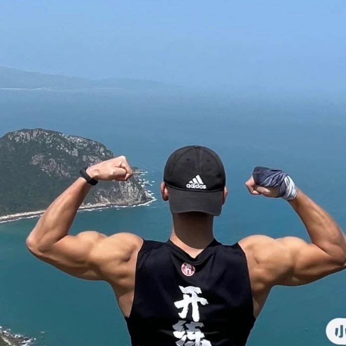 ༒泽一
