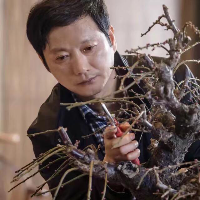 周斌芳