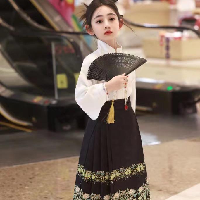 淘淘虎服饰