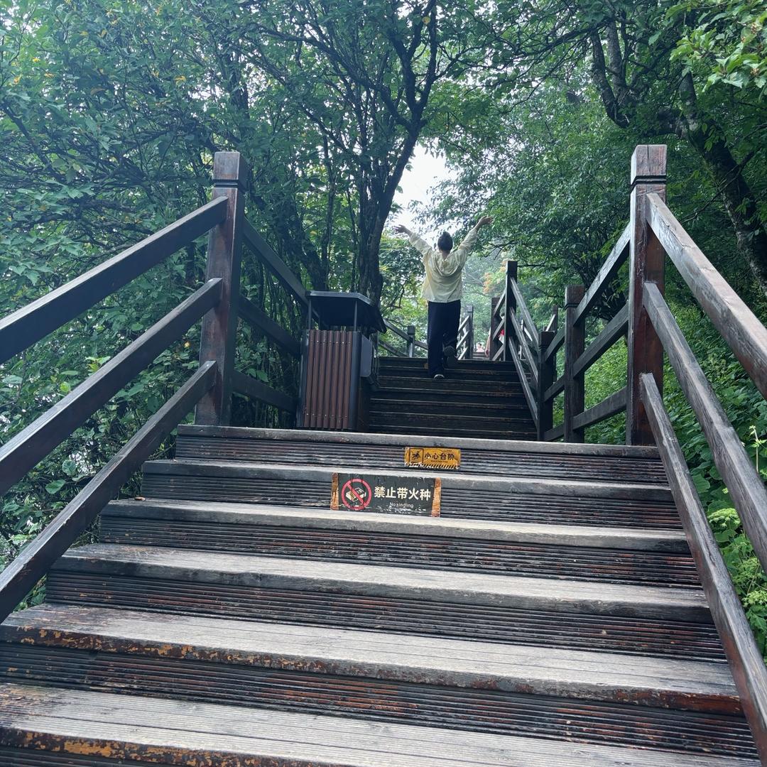 小彬。。。