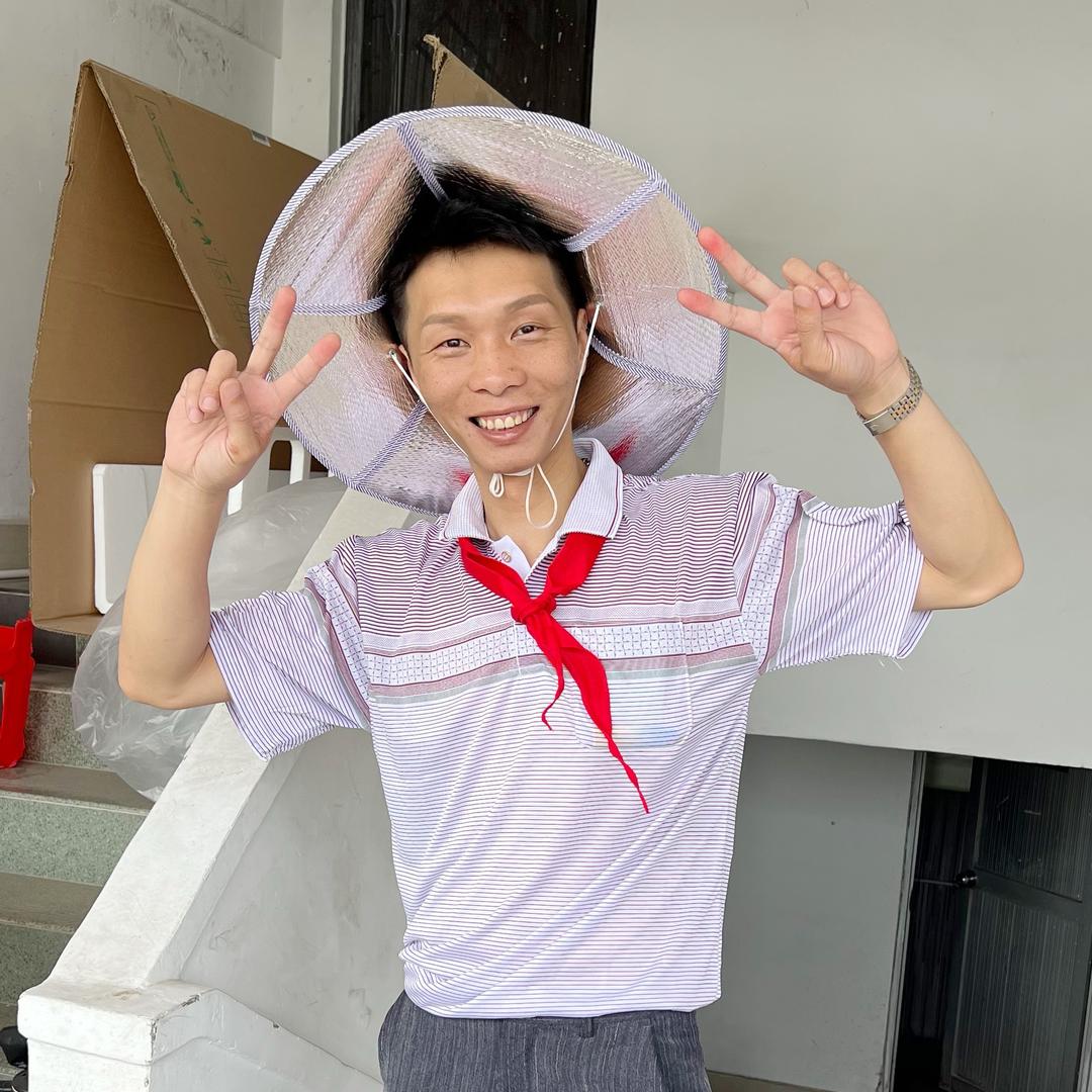 周厂长（正能量）