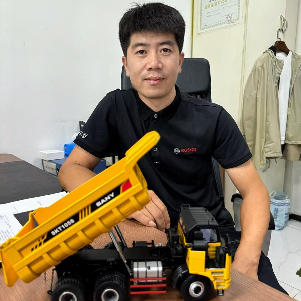 博世车联喷漆-崔店长