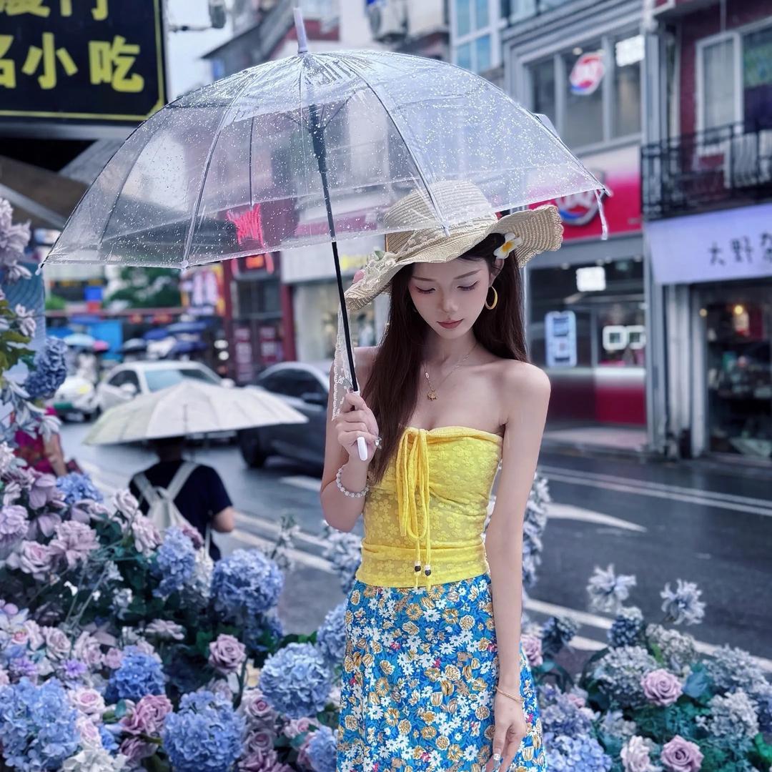 虫虫^