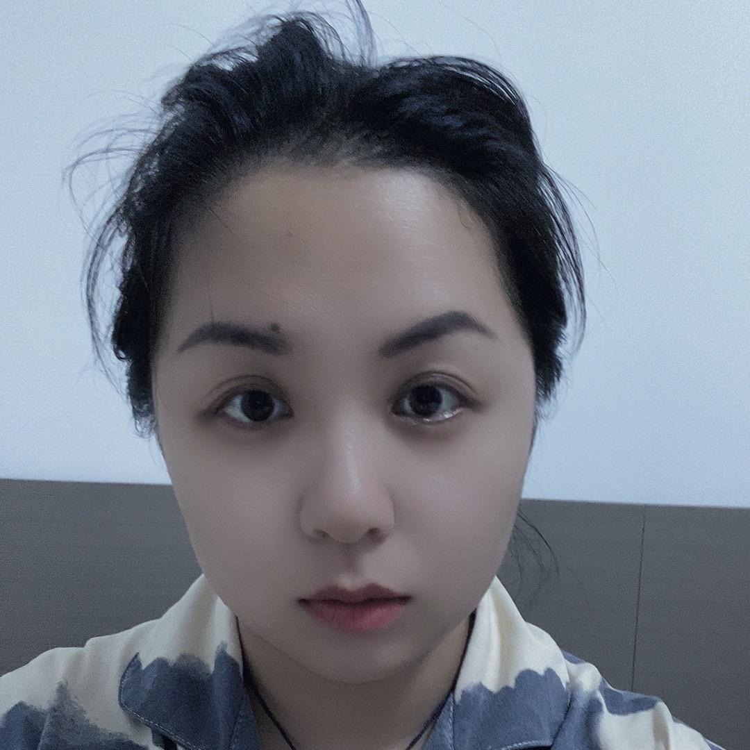 韩小欠