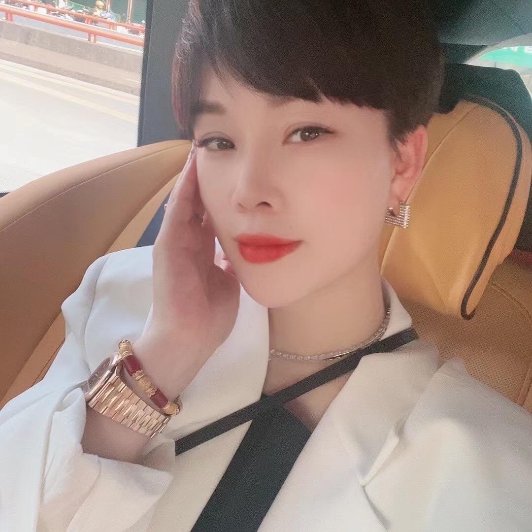 杭州余杭老味宁服装店形象号