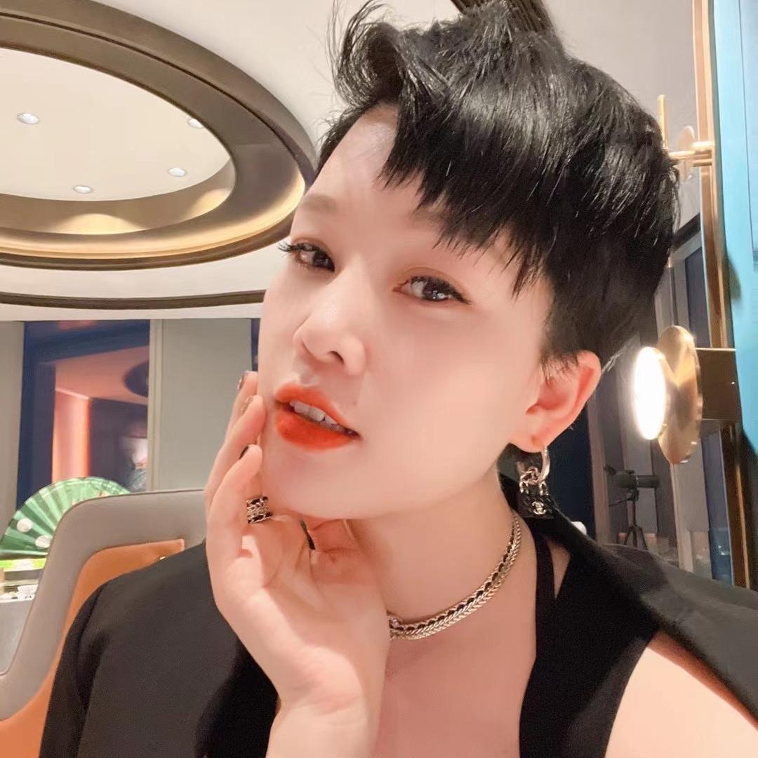 陈晶欧货女装服饰