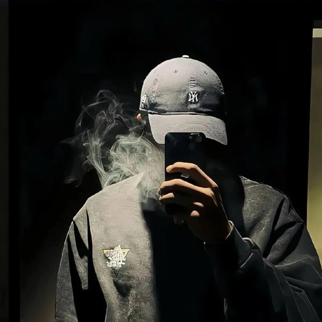 mj张捷头像